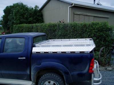 Extended alloy box