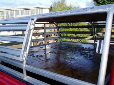 With a standard door width off 600mm it allows for easy unhinderd access.